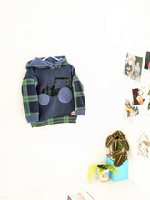 Load image into Gallery viewer, Kid&#39;s navy blue fleece hoodie with Black Watch tartan tractor
