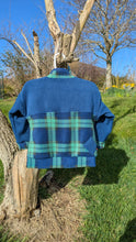 Load image into Gallery viewer, Popper top navy blue/Black watch tartan
