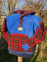 Load image into Gallery viewer, Kid&#39;s half front opening fleece with hood and Royal Stewart tartan.
