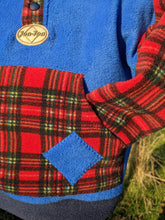 Load image into Gallery viewer, Kid&#39;s half front opening fleece with hood and Royal Stewart tartan.
