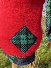 Load image into Gallery viewer, Kid&#39;s fleece hoodie with black watch tartan coo
