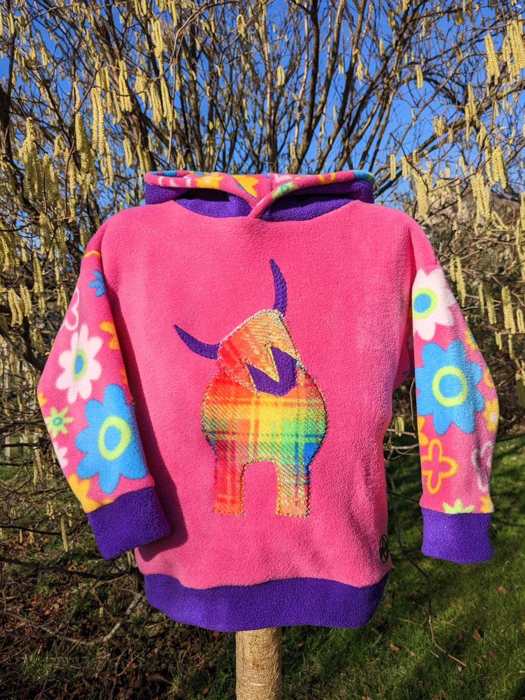 Kid's pink fleece hoodie with highland coo